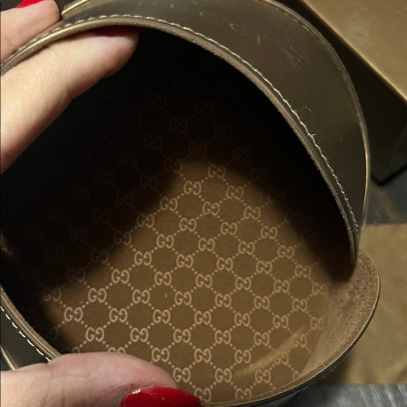 Gucci Brown Sunglasses Case with Box & cleaning cloth Unisex - Picture 5 of 9